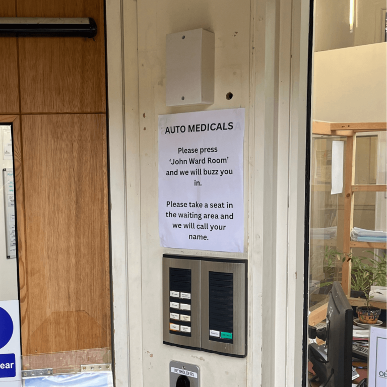 An image of the front door of Auto Medicals in Leeds, where we provide driver medicals to professional drivers including HGV drivers, Taxi drivers, LGV drivers, PCV drivers, as well as D4 and C1 driver medicals in Leeds.